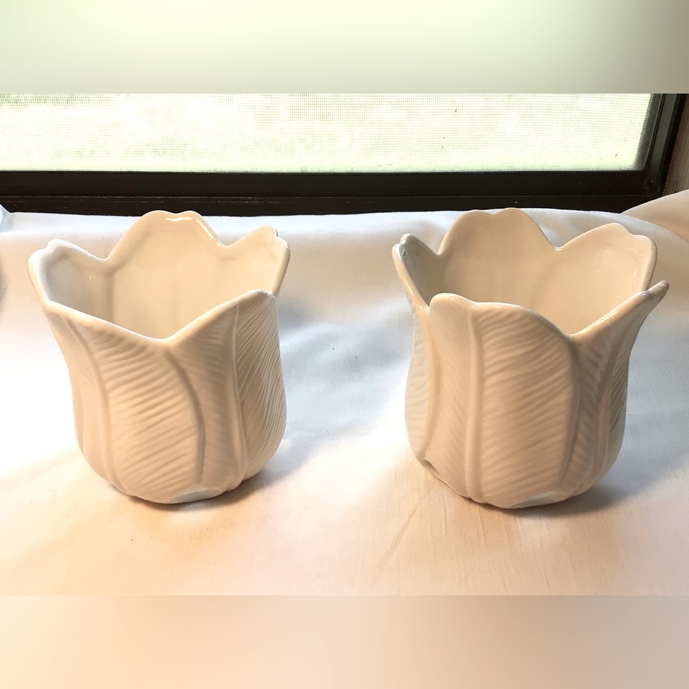 Set of 2 PartyLite Tulip Petal Candle Holders
